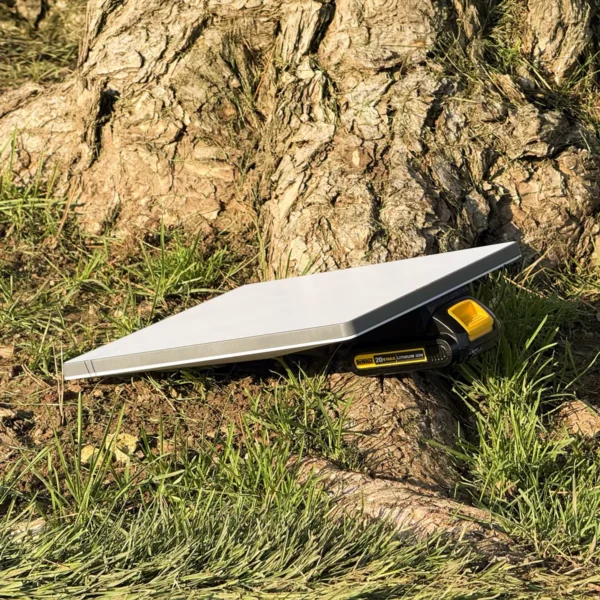 Starlink GO | Product shot with DeWalt Adapter