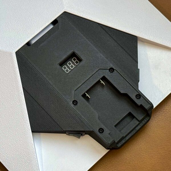 Starlink GO | DC Product shot with DeWalt Adapter