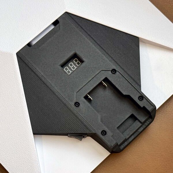 Starlink GO | ST Product shot with DeWalt Adapter