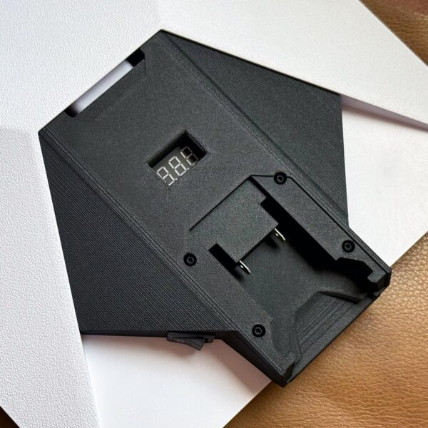 prod2-st-milwaukee Starlink GO | ST Product shot with Milwaukee Adapter